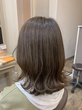 アルターリール(aL ter Rire) 暗めカラー/デザインカラー/フェイスフレーミング/福原遼華/鎌取