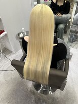 キオク(KIOX)&nbsp;ブロンド/スーパーロング/ハイトーンカラー/ブリーチ/名古屋/栄