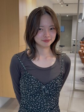 ロマリア 渋谷 渋谷宮益坂(Lomalia) 似合わせカット[渋谷駅/ダブルカラー/ケアブリーチ/縮毛矯正]