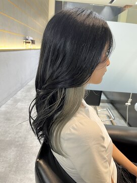 アヴァンス アリオ鳳店(AVANCE) ブルーブラック×ホワイトグレージュ