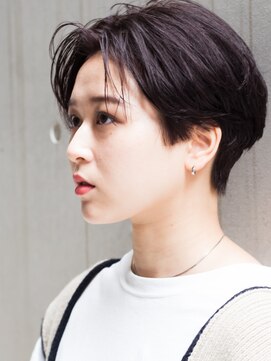 ティエーラ(TIERRA) センターパートマッシュボブ【TIERRA神戸・三浦】