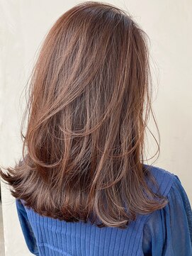 ノク(nok) レイヤーくびれミディアム　アッシュベージュ_ハイライト