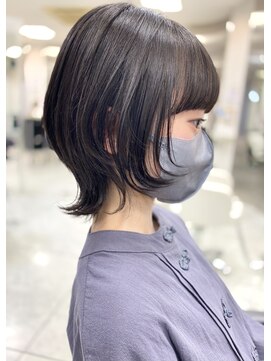 にしはら 美容室 【倉地雄介】黒髪×マッシュウルフ