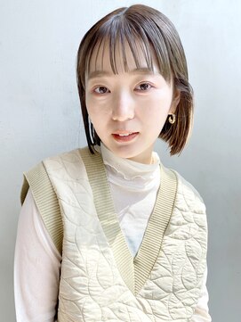 アイティー バイ アルバム 中野店(IT by ALBUM) 外はねボブ_チェリーブラウンフェミニンロング_8857