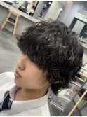メンズマッシュウルフセンターパート波巻きパーマメンズカット