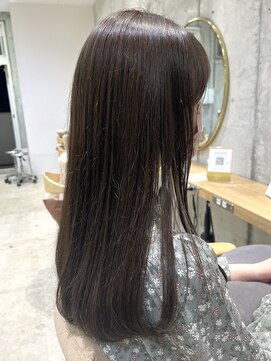 ガーデン オオタカノモリ(garden otakanomori) ワンカールで可愛いサラ艶ロングヘア×透明感アッシュグレージュ