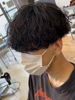 リット バイ フィフス 鹿児島中央駅店(Lit. by fifth)&nbsp;波巻きスパイラルパーマメンズマッシュツーブロックメンズパーマ