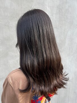 アルター(aL ter) ベージュカラー［グレーベージュ/レイヤーロング/前髪パーマ］