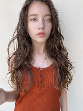 ノイ(noi) 顔周りレイヤーカットグレージュカラーくびれボブベージュカラー