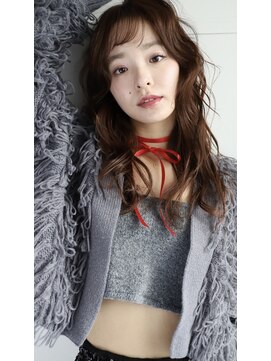 エレン 池袋(ElEn.) [エレン池袋]艶カラー/小顔カット/顔周りカット/透明感カラー