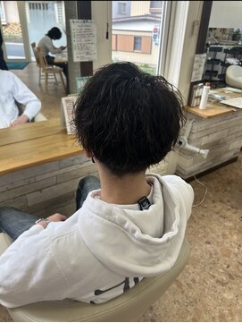 シルエット 美容室 ツイストスパイラル