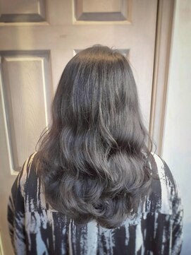 アロマ ヘアー ルーム 新宿3号店(AROMA hair room) オリーブベージュ　レイヤーカット　ニュアンスカラー