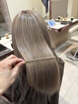 クララ 守谷店(CLALA)&nbsp;透明感たっぷりシルバーミルクティー艶髪