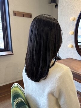 エルサフィロ キタハマ(el zafiro kitahama) 20×30×40代×透明感×髪質改善×レイヤー×ナチュラルベージュ