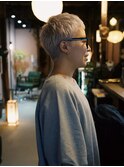 ベリーショート×ホワイトカラー