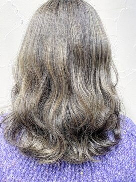 シュリット(schritt) ハイライトベージュ　uchida