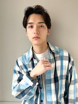 ネオリーブ クーロ メゾン 横浜(Neolive curro Maison) 韓国センターパート　ニュアンスフェザーパーマ　MEN’S HAIR