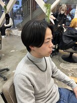 イェッカ(YECCA)&nbsp;韓国風センターパート、ワンカールパーマ