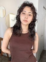 ハイフ(haif)&nbsp;【haif】レイヤーカット　スパイラルパーマ　ロング