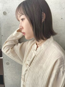 ザ シー 海老名(The C) 20代30代ナチュラル大人可愛い・外はねボブ・ベージュカラーTheC