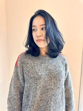 リノア 鵠沼海岸(LINOA) デザインカラー/レイヤーカット/ウェットヘア/オリーブベージュ