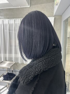 スウィープ(sweep) ブリーチありダブルカラー×ブルーブラック