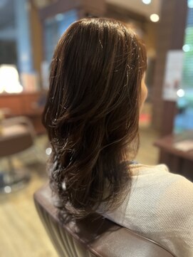 ヴィラ アンド テラス(Villa X terrace) カット+選べるカラー+ハホニコツヤ感UPトリートメント