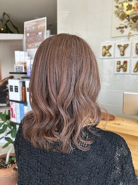 キュウヘアー(KYUU HAIR) 柔らかい感じが人気の白髪ぼかしカラー！