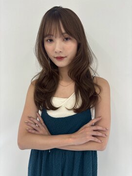 ユーフォリア 青山(Euphoria) 透明感ベージュカラー&くびれ巻き