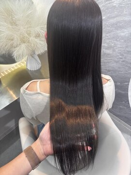 ラビス 池袋(Lovis) 《鳥越》黒髪/オリーブグレー/小顔ヘア/ココアベージュ