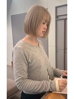 ローレン(LOREN)&nbsp;透明感髪質改善ベージュダブルカラーミルクティーグレージュ