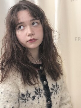 ドゥーア 代官山(Door) ウェービーセミディ4◎20代30代40代50代