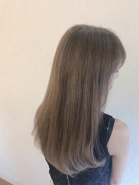 エルサフィロ キタハマ(el zafiro kitahama) 【el zafiro kitahama】柔らかベージュカラー