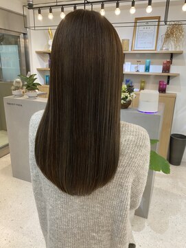 ジエクト ヴィシア(The Ect VIXIA) 高城涼也 美髪ケア×髪質改善トリートメント×イルミナカラー