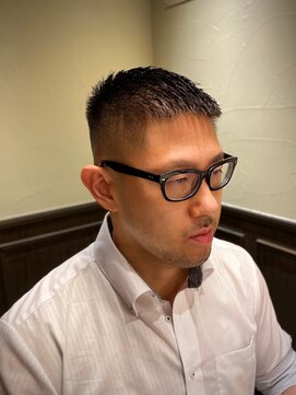 バレス 田町(BALES) [スキンフェード/ツイストスパイラル/田町]