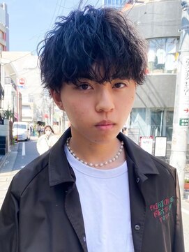 ウェイビーエフティフィフス 横浜西口(WAVEY ft.fifth) 波巻きスパイラルパーマツイスト無造作ツーブロックマッシュ