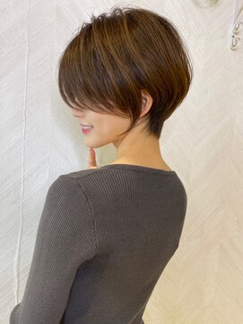 ロンド ストラーダ 心斎橋(Lond strada) ショート×ハイライト白髪ぼかし×シルキーベージュ[心斎橋]