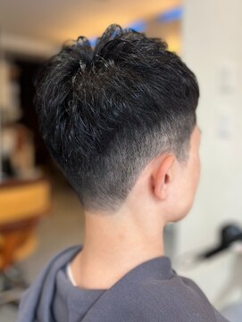 クリュウゲート 吉祥寺店(KURYU GATE) ハイライト/マッシュパーマ/ウルフ/アッシュブラック[吉祥寺]