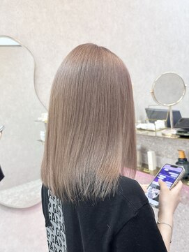 ロンド レア 天神大名店(Lond Le’a) デザインカラー/レイヤーカット/ウェットヘア/オリーブベージュ