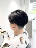 センターパート/ハンサムショート/ツーブロック/刈り上げ女子