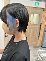 リノショアーズ 元町店(RINOSHORES)&nbsp;20代30代大人可愛いイヤリングカラー耳掛けショートヘア