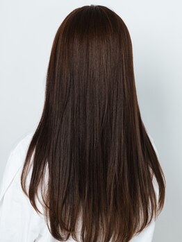 ユニックス イオンモール柏店(UNIX)の写真/女性の誰もが憧れる、みずみずしい潤艶ストレート！クセ・ウネリやボリュームなど変化する髪の悩みも解決◎