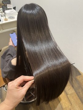 エマヘアーアアトリエ(Emma hair Atelier) プレミアム“髪質改善”艶髪縮毛矯正