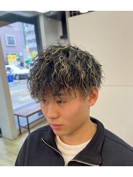 ヤマグチ トゥシェル ヘアー&メイク ヘアーアンドメイク メッシュ×ツイストスパイラルパーマ