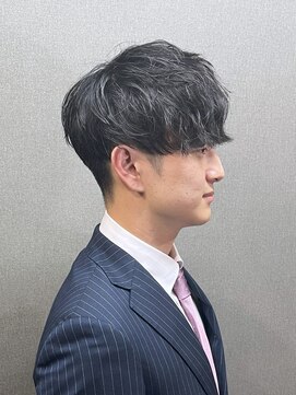 ビーダンディー(Bee dandy) ビジネス韓国マッシュショート ツーブロック ニュアンスパーマ