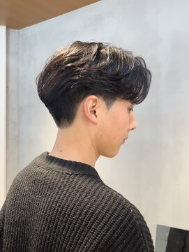 ニコ トウキョウ ロジック(nico TOKYO Logic) センターパート×ニュアンスパーマ