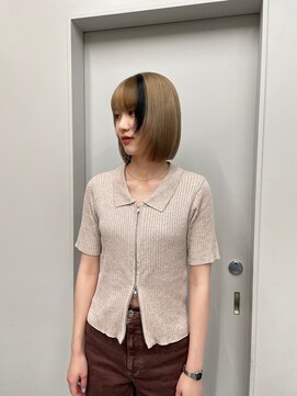 ヴァーディ オモテサンドウ(Vardy omotesando) design/