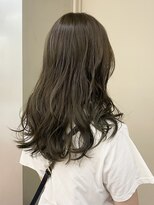 パークレーン アイス イヴェン(park lane ICI yeven)&nbsp;ブリーチなしオリーブベージュレイヤーカット/akane