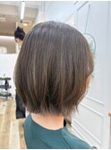 くびれボブ/オリーブベージュ