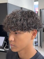 リスター(ReStar)&nbsp;心斎橋ツイストスパイラルパーマ波巻き無造作マッシュ